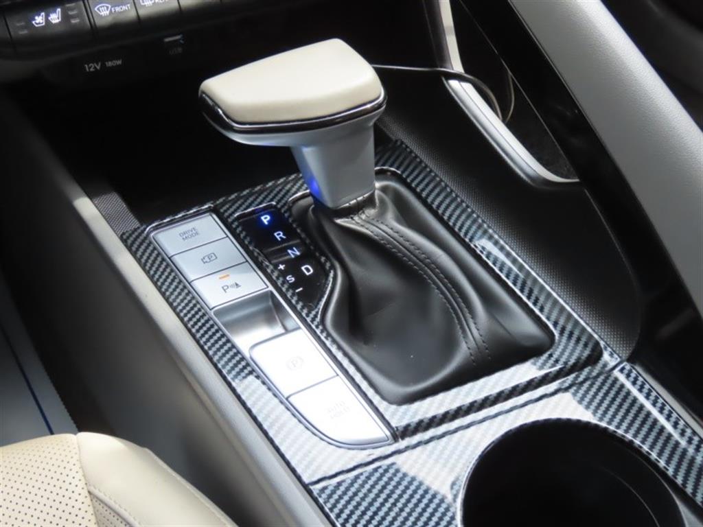 HYUNDAI Avante - Vista 11