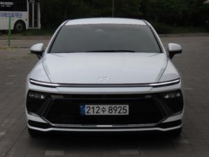 HYUNDAI Sonata - Vista 2