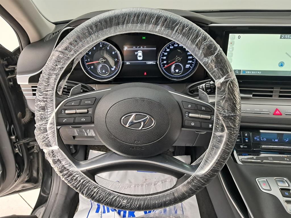 HYUNDAI Grandeur - Vista 12