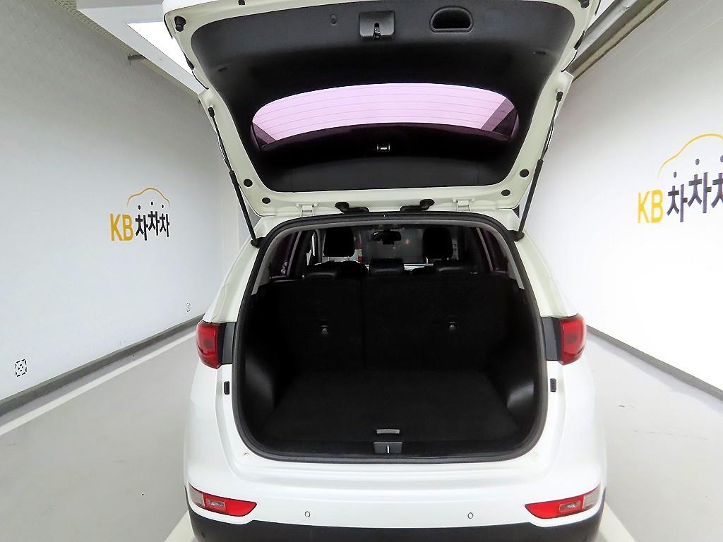 KIA Sportage - Vista 5