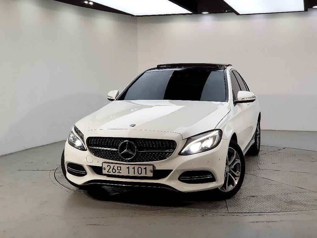Mercedes Benz C Class - Vista 2