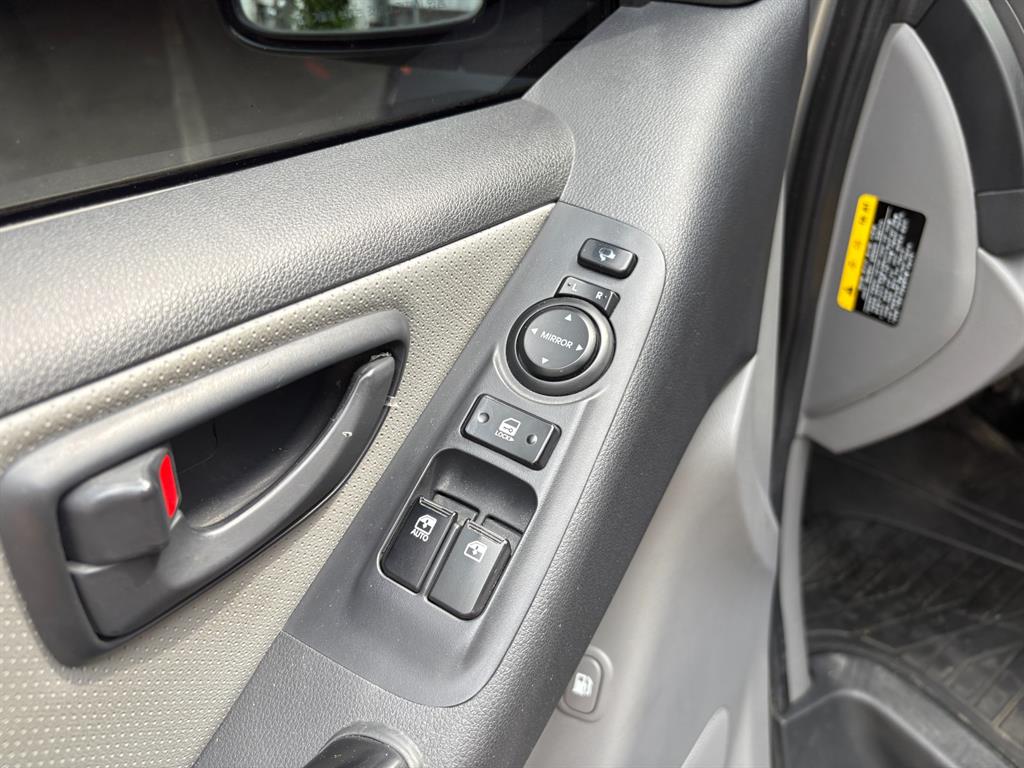 HYUNDAI Starex - Vista 12