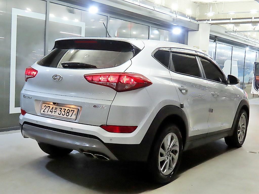 HYUNDAI Tucson - Vista 4