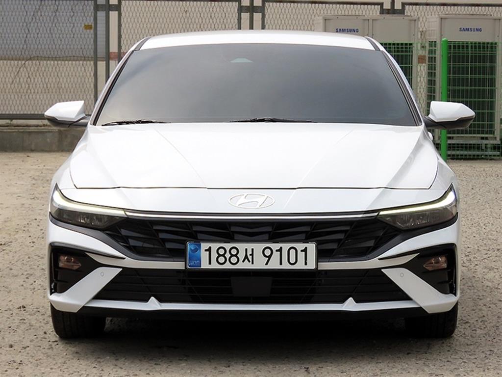 HYUNDAI Avante 2024 - Importación desde Corea - HF Imports Iquique - Foto 1