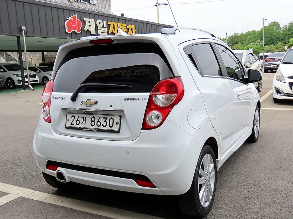 Chevrolet Spark - Vista 3