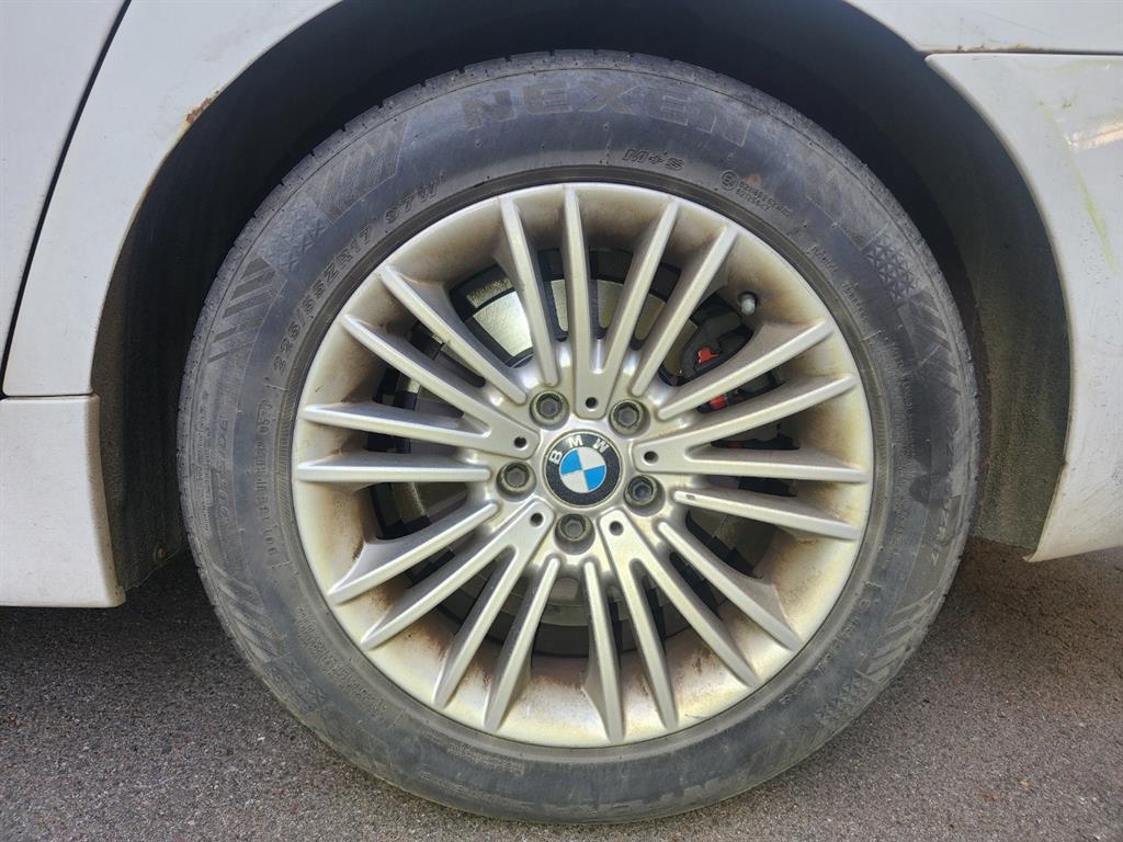 BMW 5 Series - Vista 5
