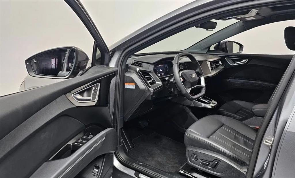 Audi Q4 - Vista 10