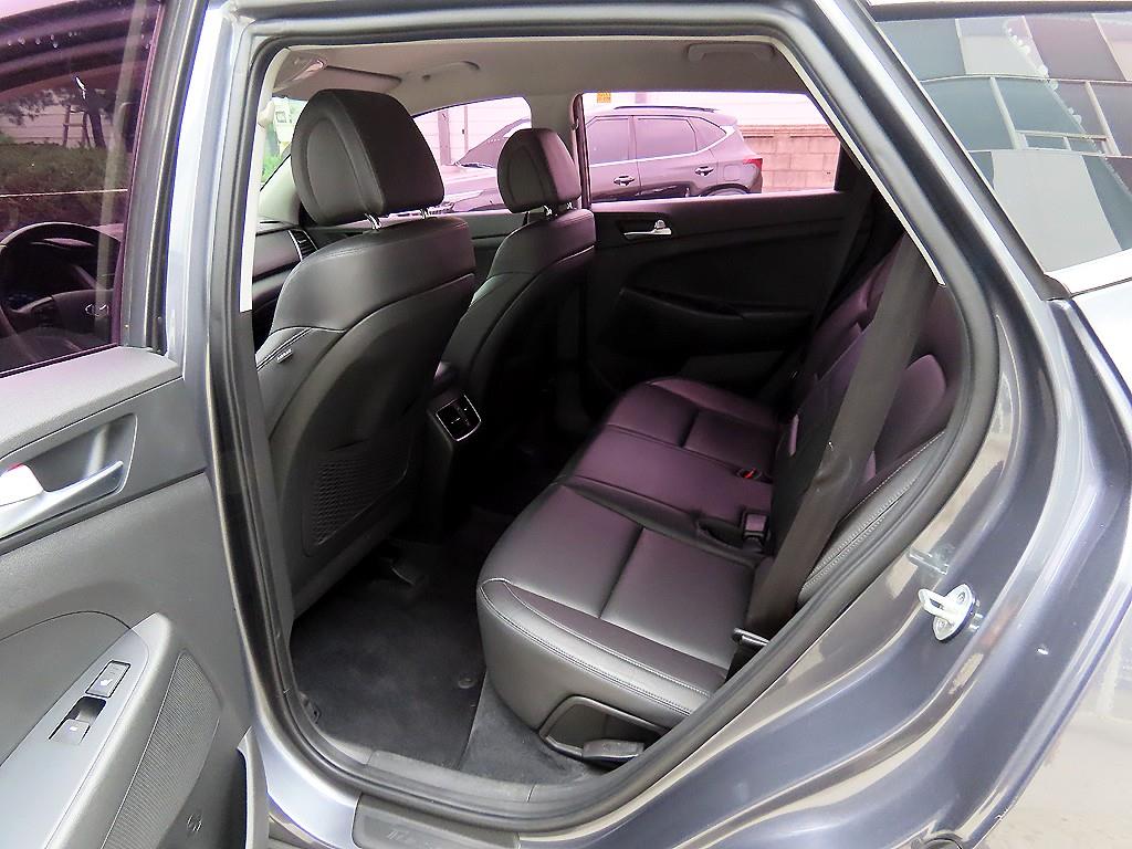 HYUNDAI Tucson - Vista 6