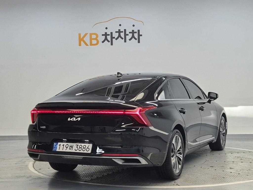 KIA K8 - Vista 3