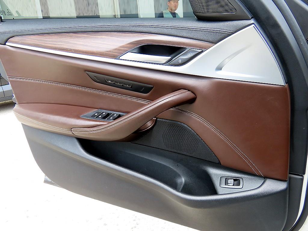 BMW 5 Series - Vista 12