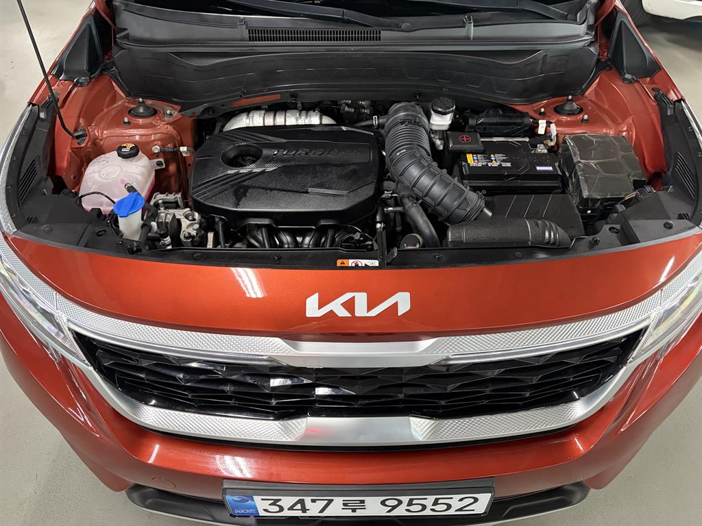 KIA Seltos - Vista 9