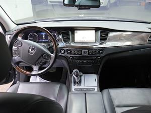 HYUNDAI Equus - Vista 10