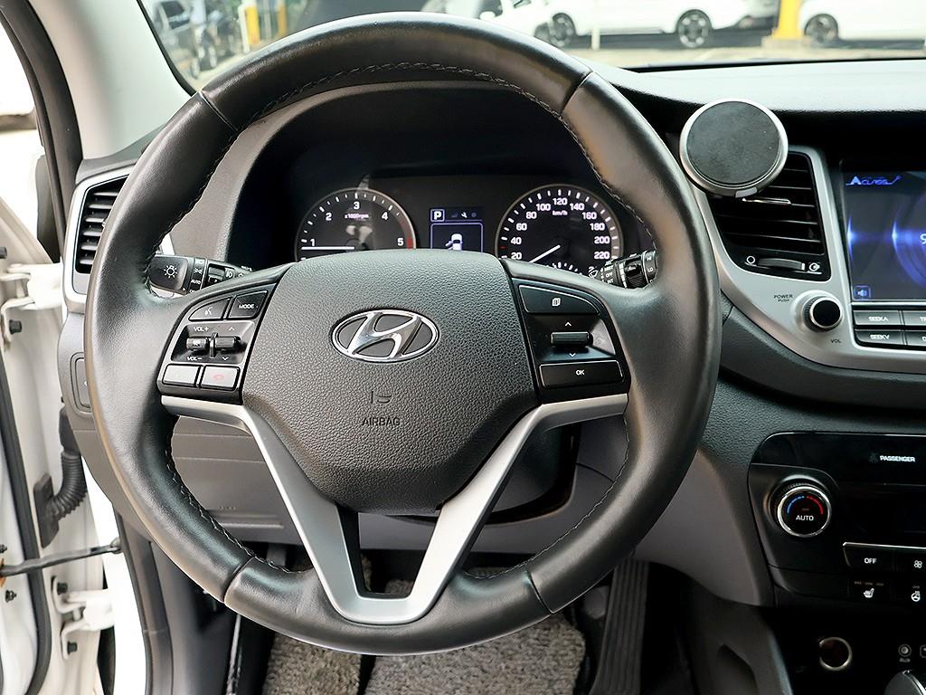 HYUNDAI Tucson 2016 Blanco - Importación desde Corea - HF Imports Iquique - Foto 8