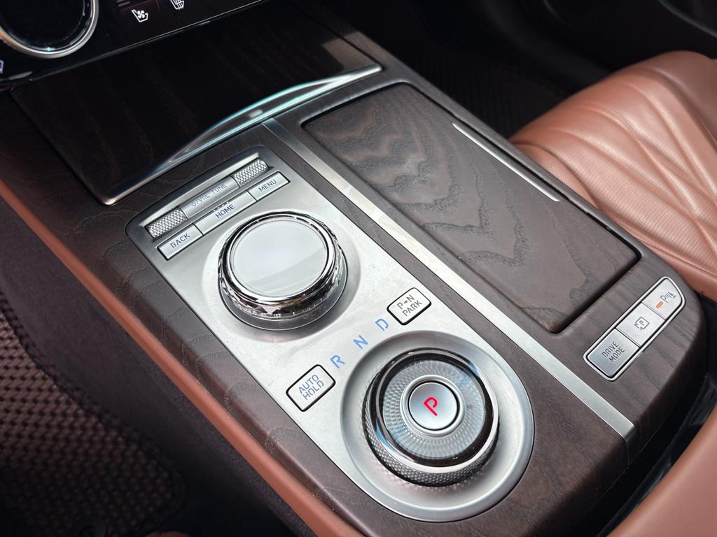 Genesis G80 - Vista 9