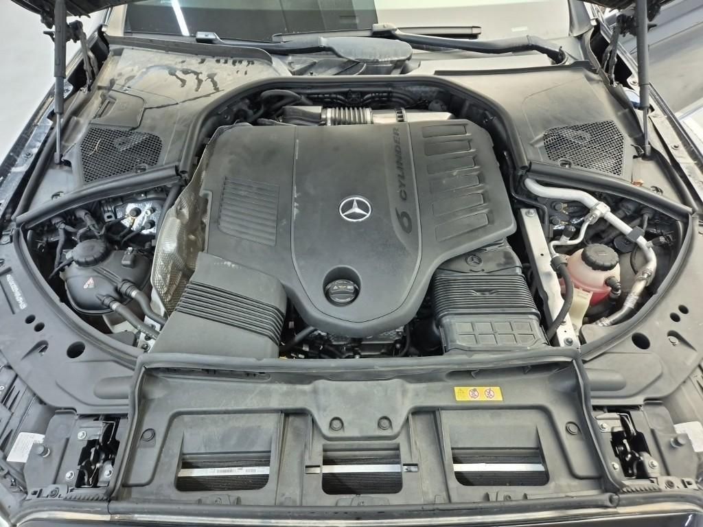 Mercedes Benz S Class - Vista 6