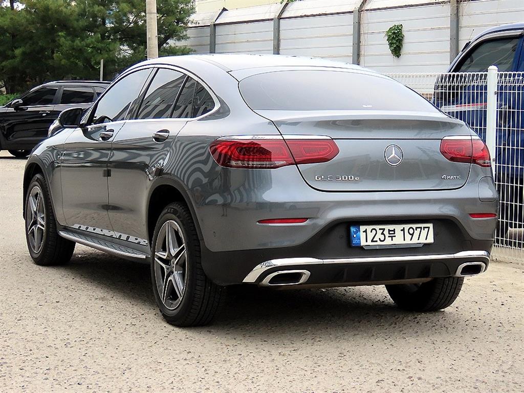 Mercedes Benz GLC Class - Vista 3