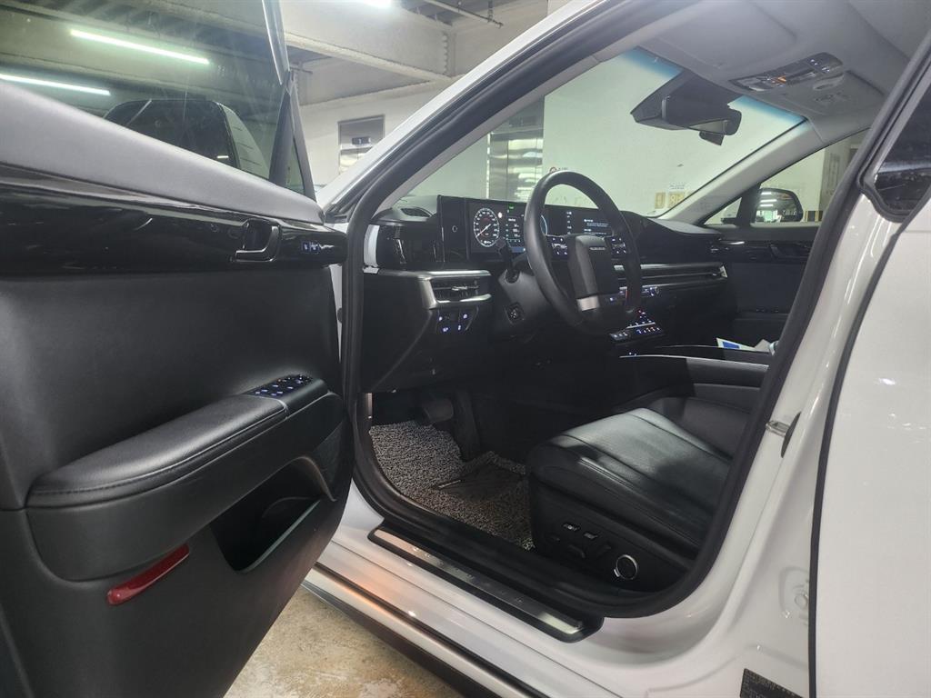 HYUNDAI Grandeur - Vista 7