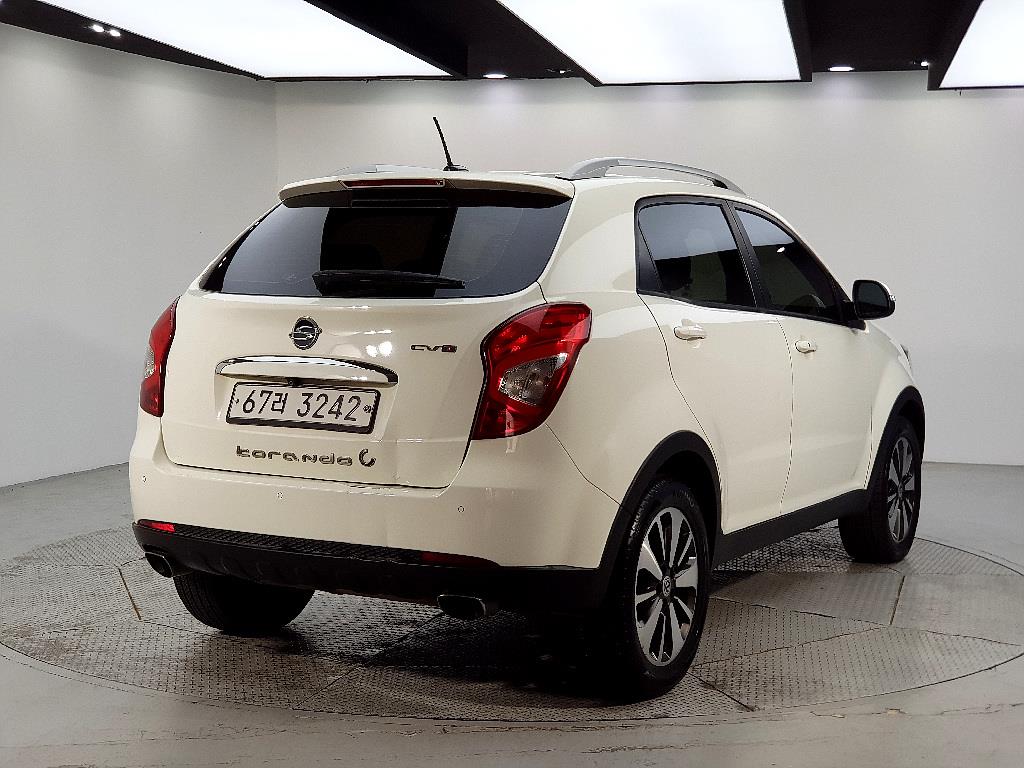 Ssangyong Korando - Vista 4