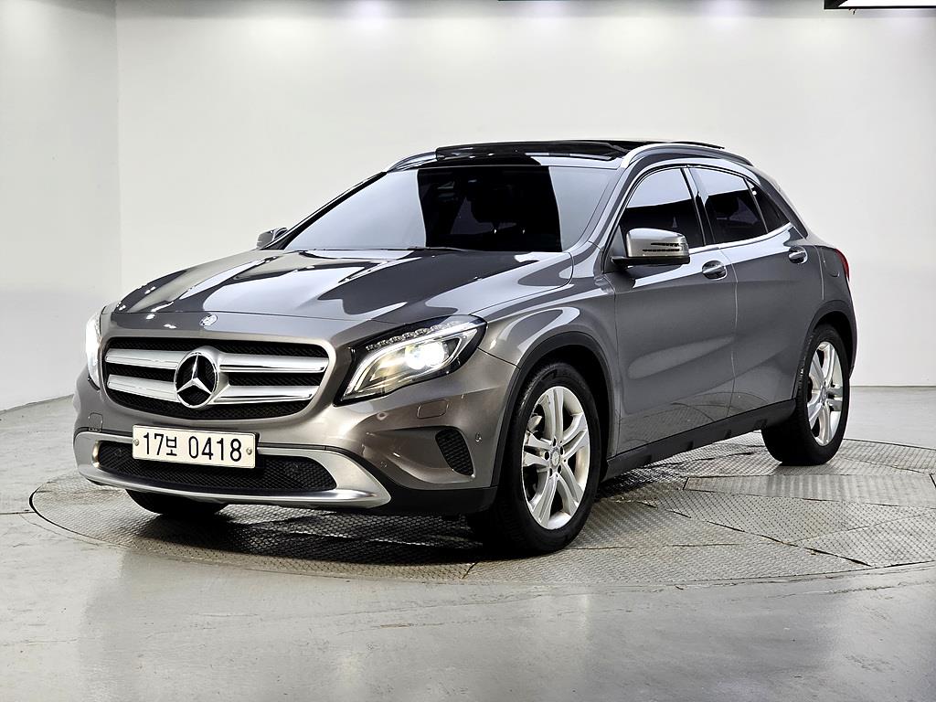 Mercedes Benz GLA Class 2016 Gris - Importación desde Corea - HF Imports Iquique - Foto 1