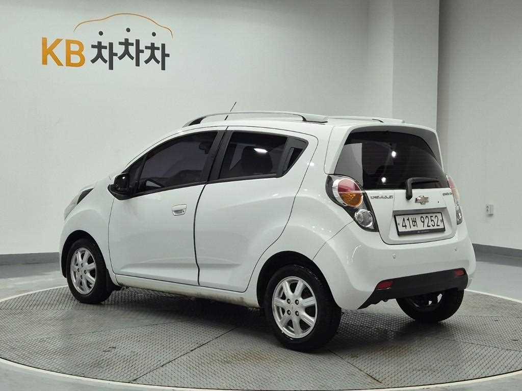 Chevrolet Spark - Vista 2