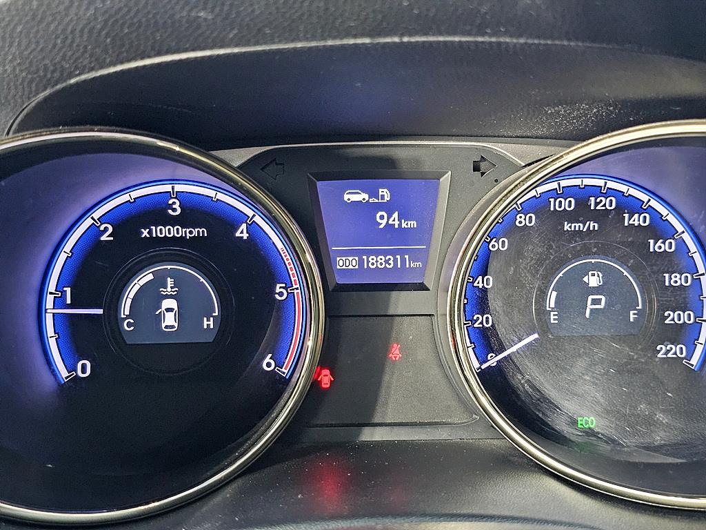 HYUNDAI Tucson - Vista 7