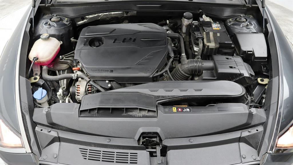 HYUNDAI Sonata - Vista 11