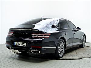 Genesis G80 - Vista 8