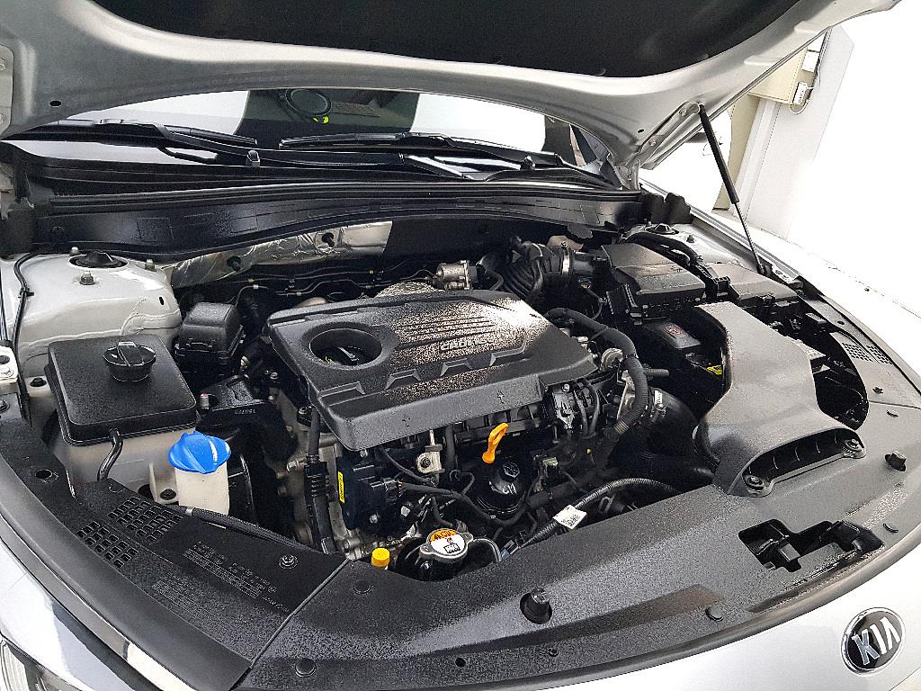 KIA K5 - Vista 6