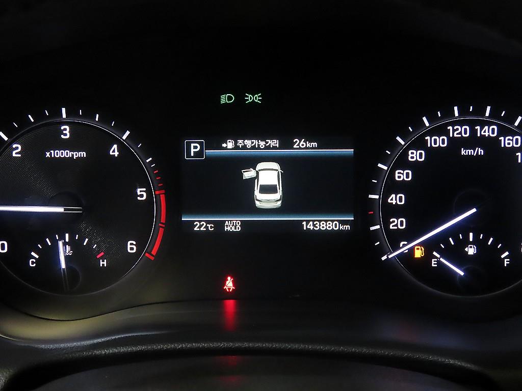 Genesis G80 - Vista 9
