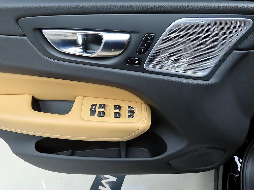 Volvo XC60 - Vista 11