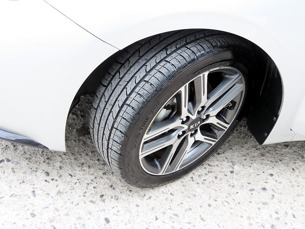 KIA K3 2019 Plateado - Importación desde Corea - HF Imports Iquique - Foto 20