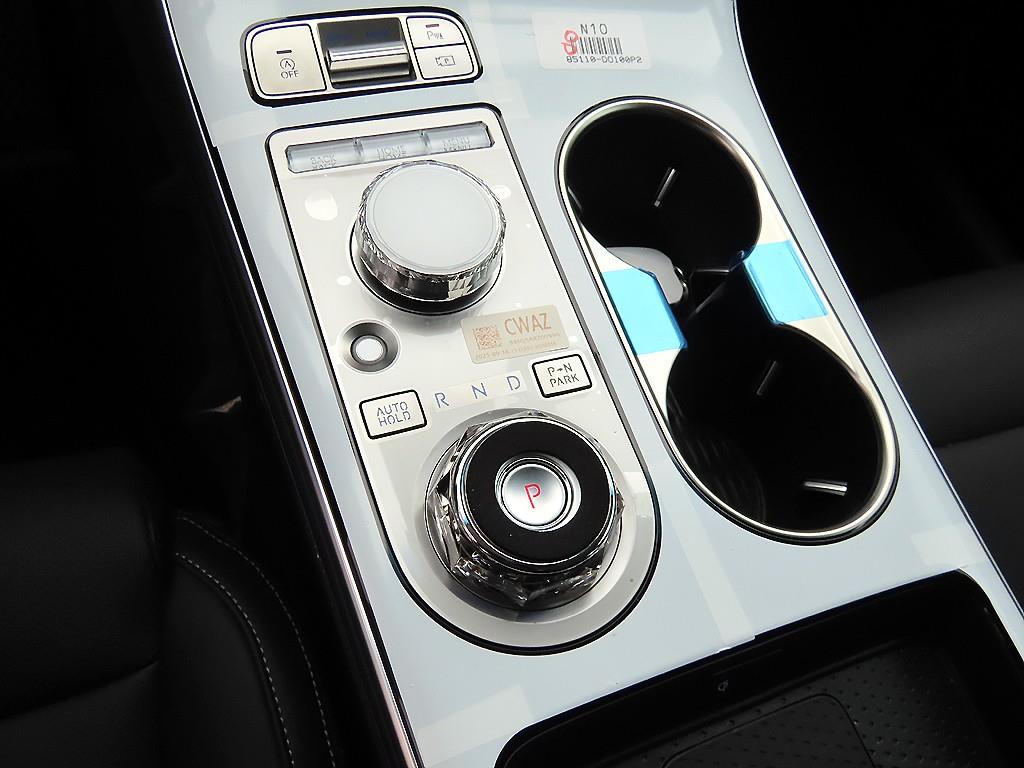 Genesis GV70 - Vista 10