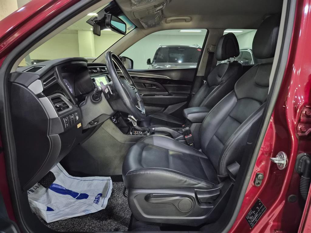 Ssangyong Korando - Vista 12