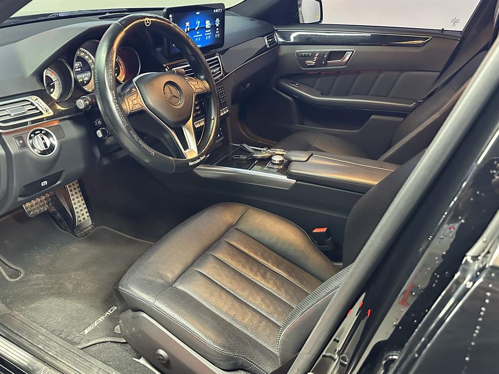 Mercedes Benz E class - Vista 5