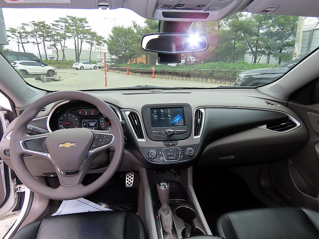 Chevrolet Malibu - Vista 7