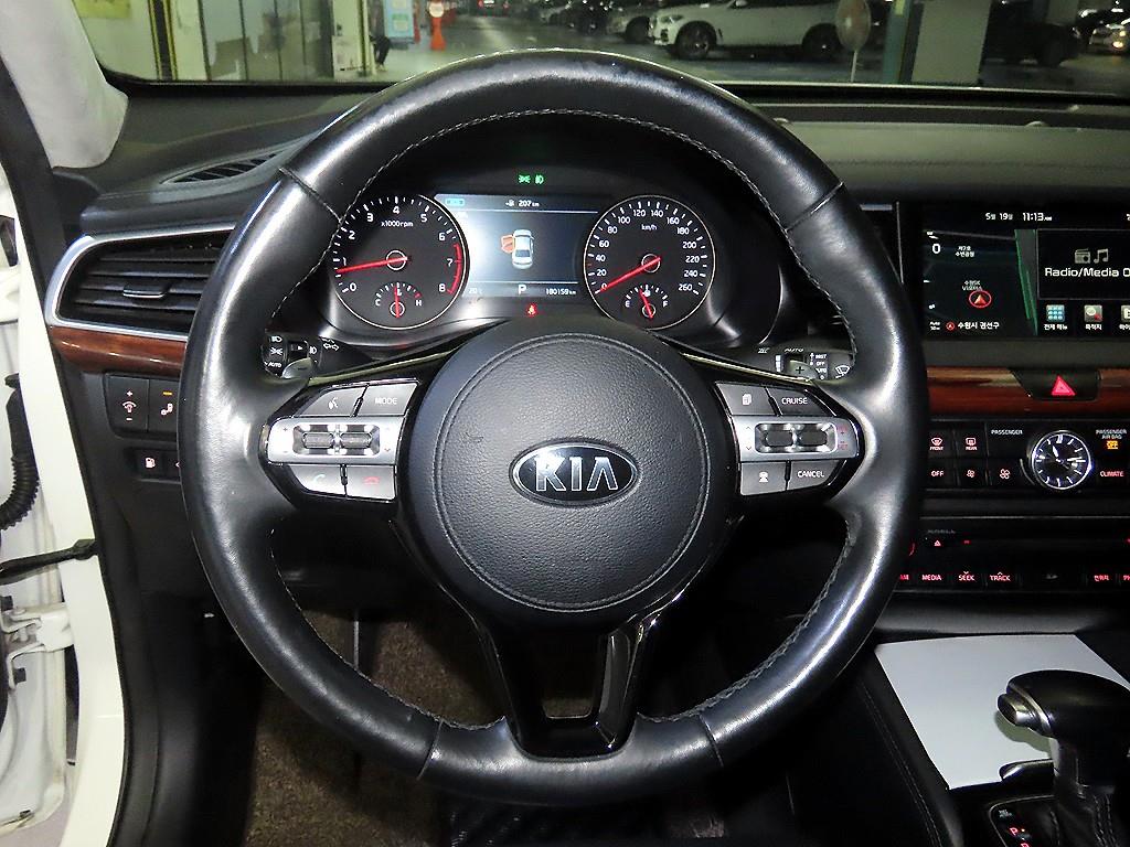 KIA K7 - Vista 8