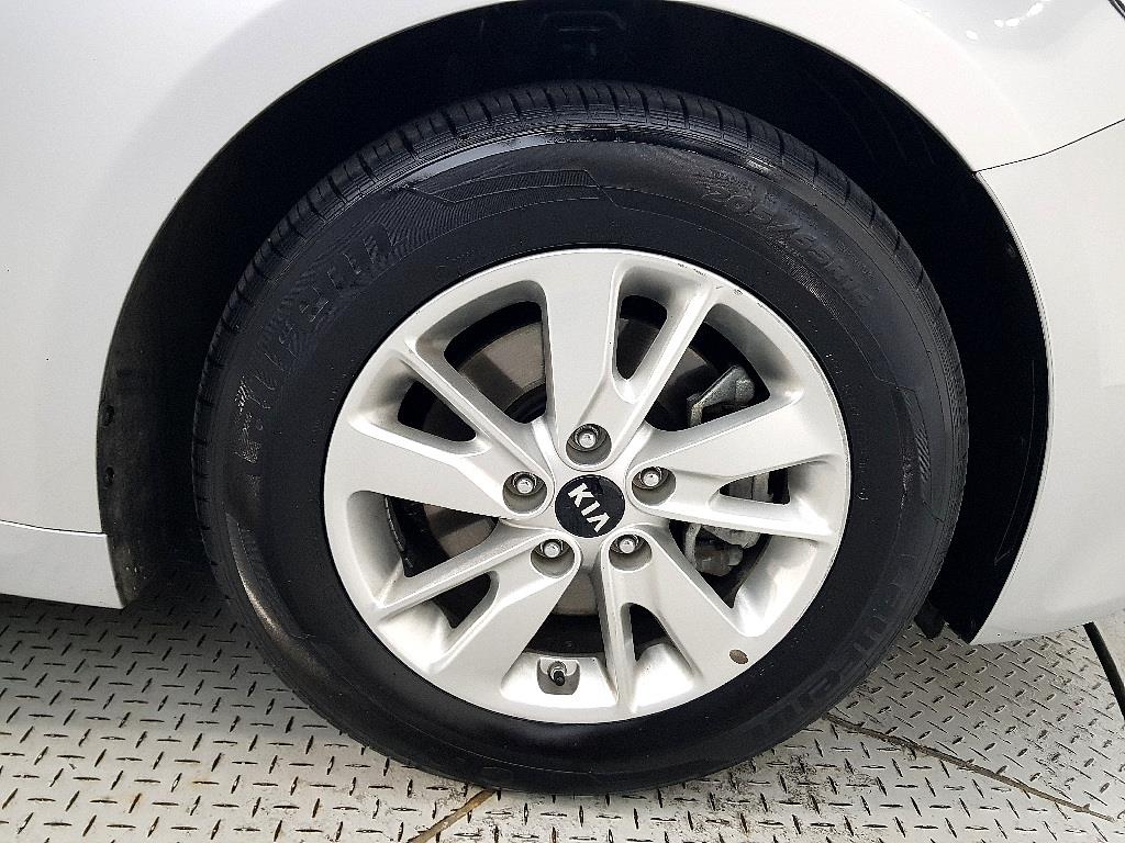 KIA K5 2016 Plateado - Importación desde Corea - HF Imports Iquique - Foto 20