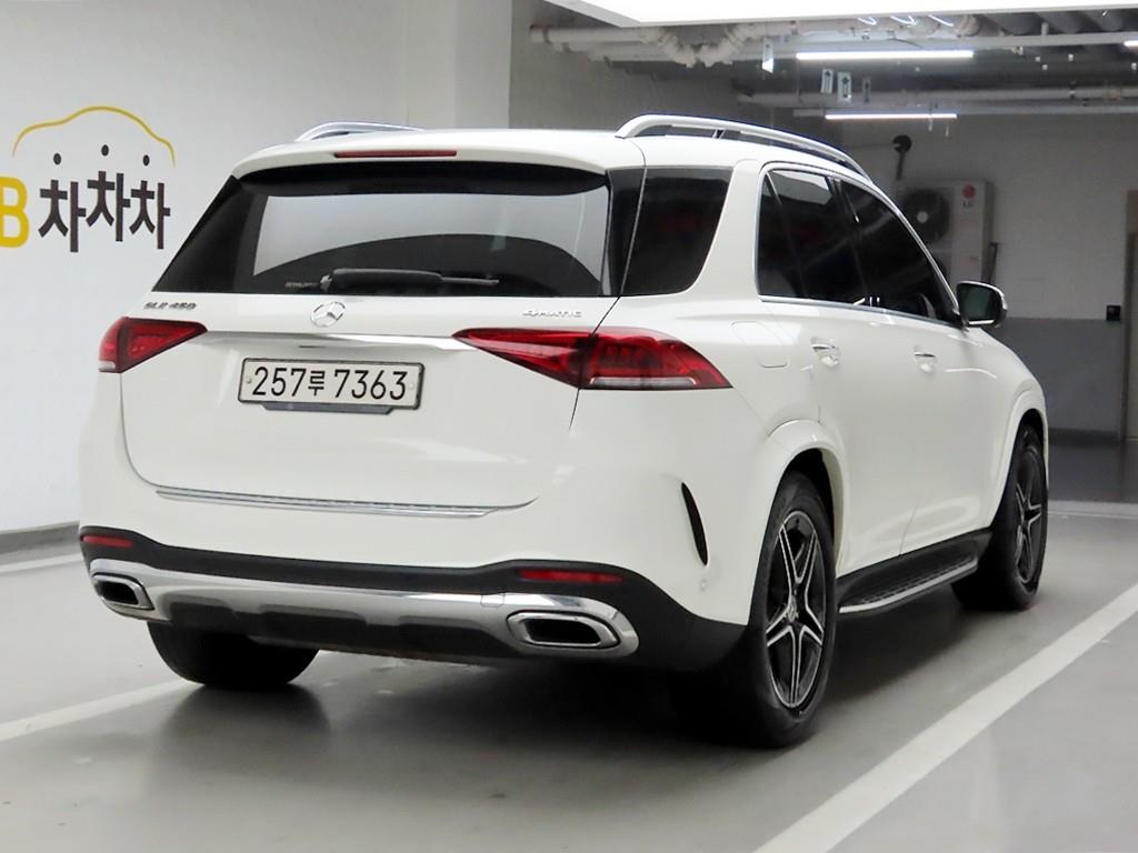 Mercedes Benz GLE Class - Vista 4