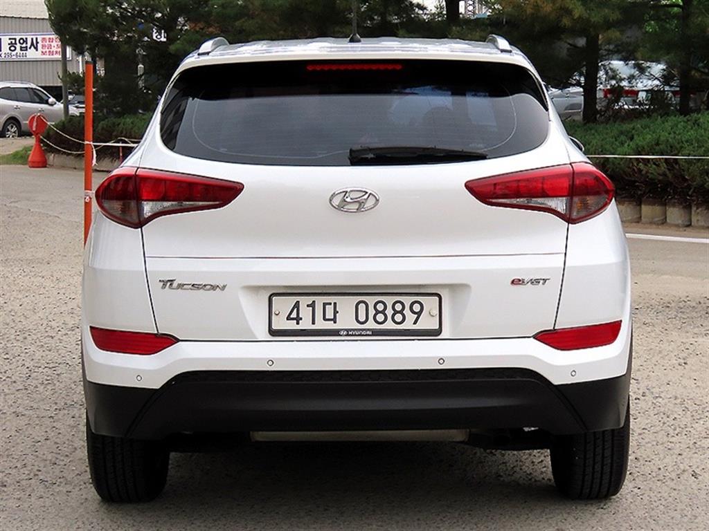 HYUNDAI Tucson - Vista 4