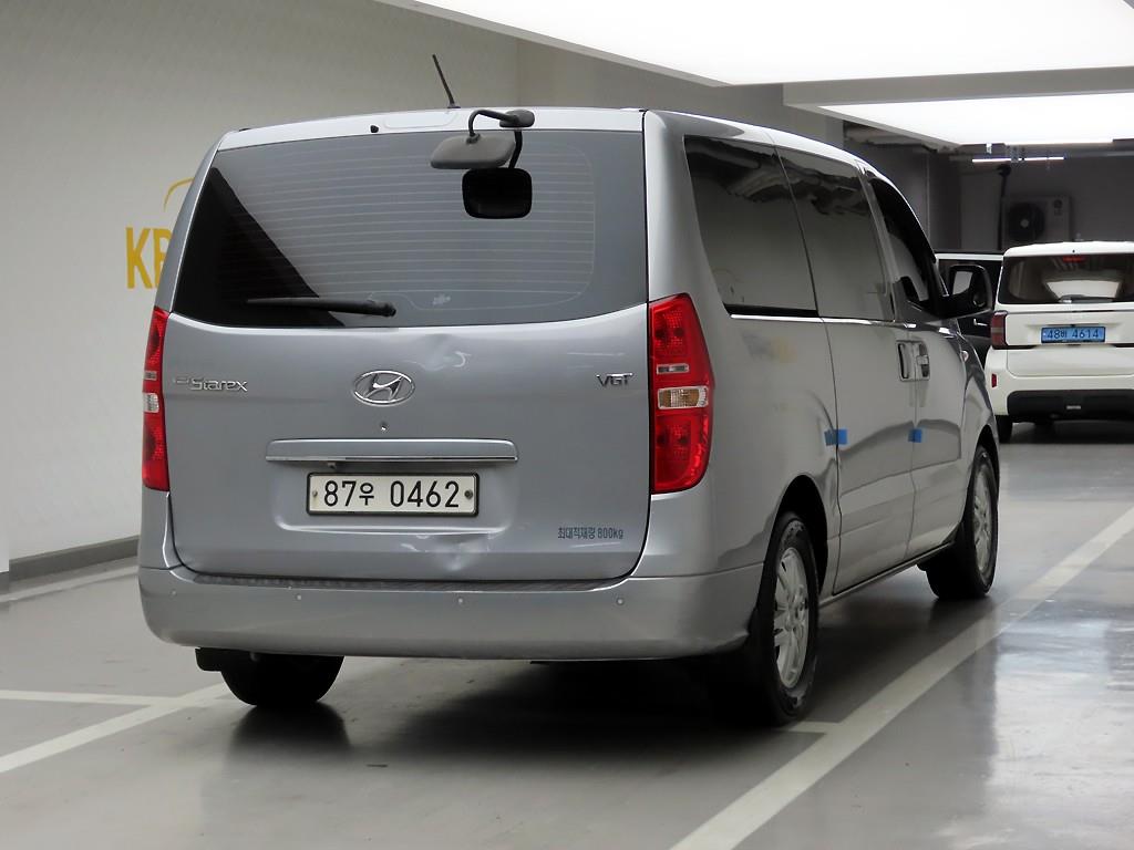 HYUNDAI Starex - Vista 4