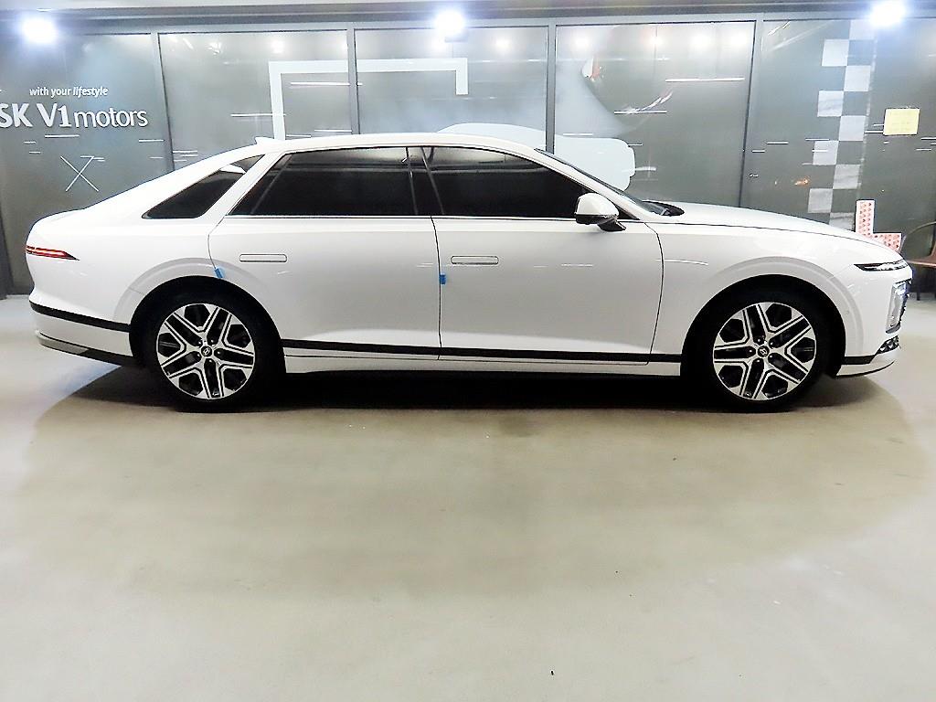 HYUNDAI Grandeur - Vista 3