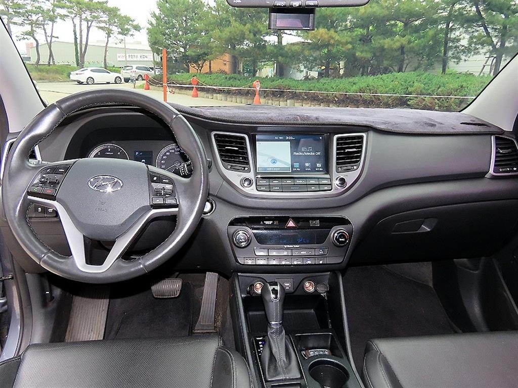 HYUNDAI Tucson - Vista 7