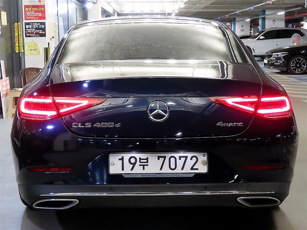 Mercedes Benz CLS Class - Vista 5