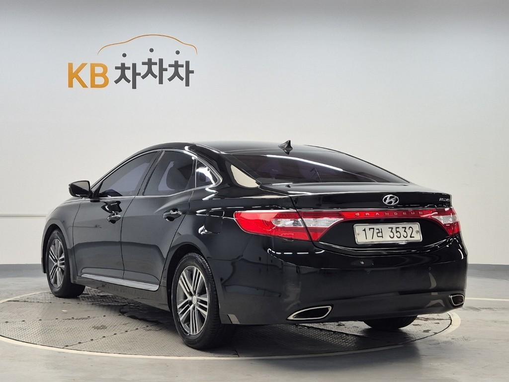 HYUNDAI Grandeur - Vista 3