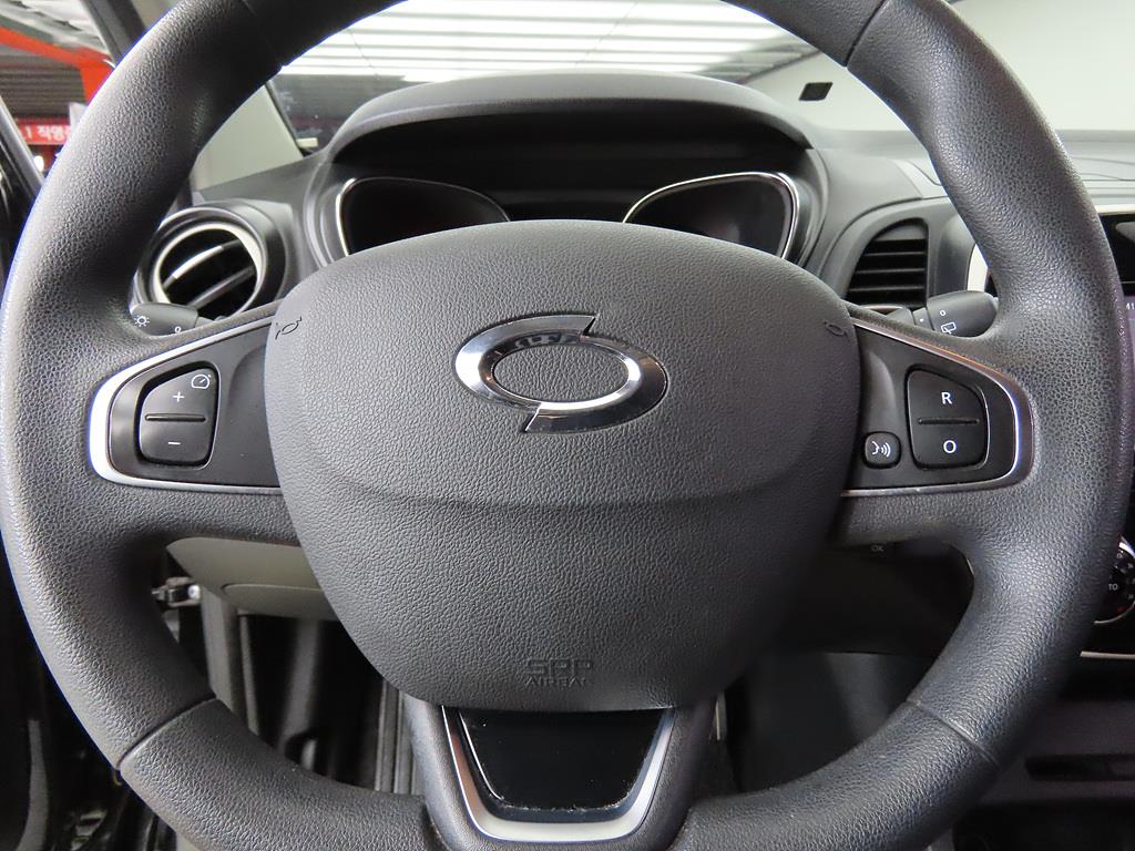 SAMSUNG QM3 - Vista 8