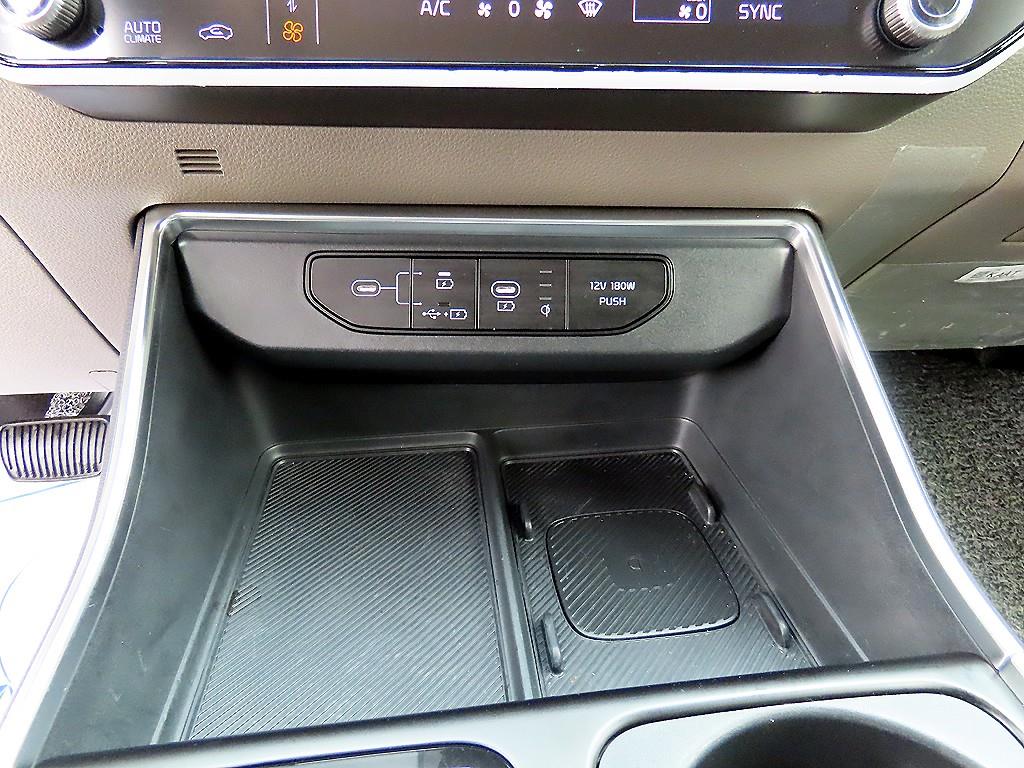 KIA Carnival 2024 Blanco - Importación desde Corea - HF Imports Iquique - Foto 15