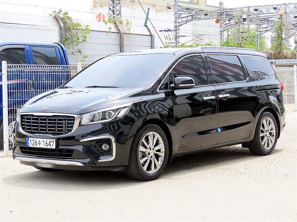 KIA Carnival - Vista 2