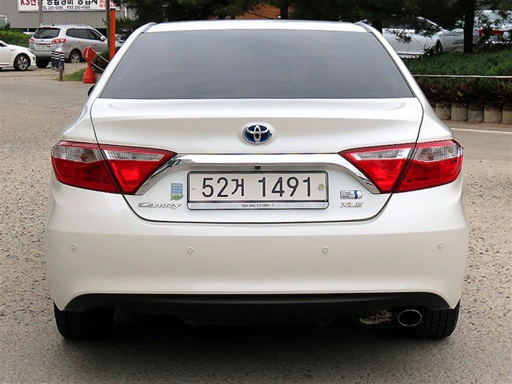 Toyota Camry - Vista 4