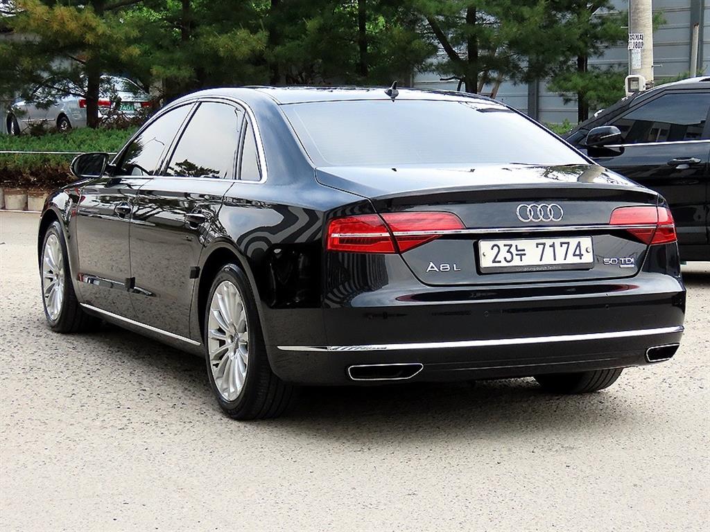 Audi A8 - Vista 3
