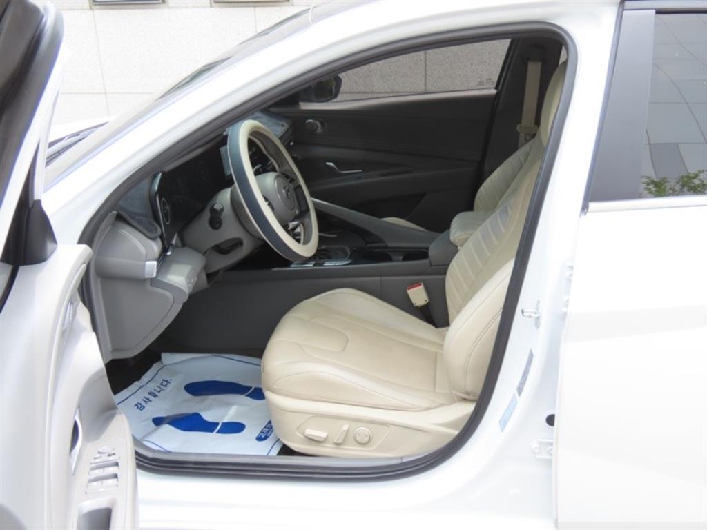 HYUNDAI Avante 2023 Blanco - Importación desde Corea - HF Imports Iquique - Foto 13